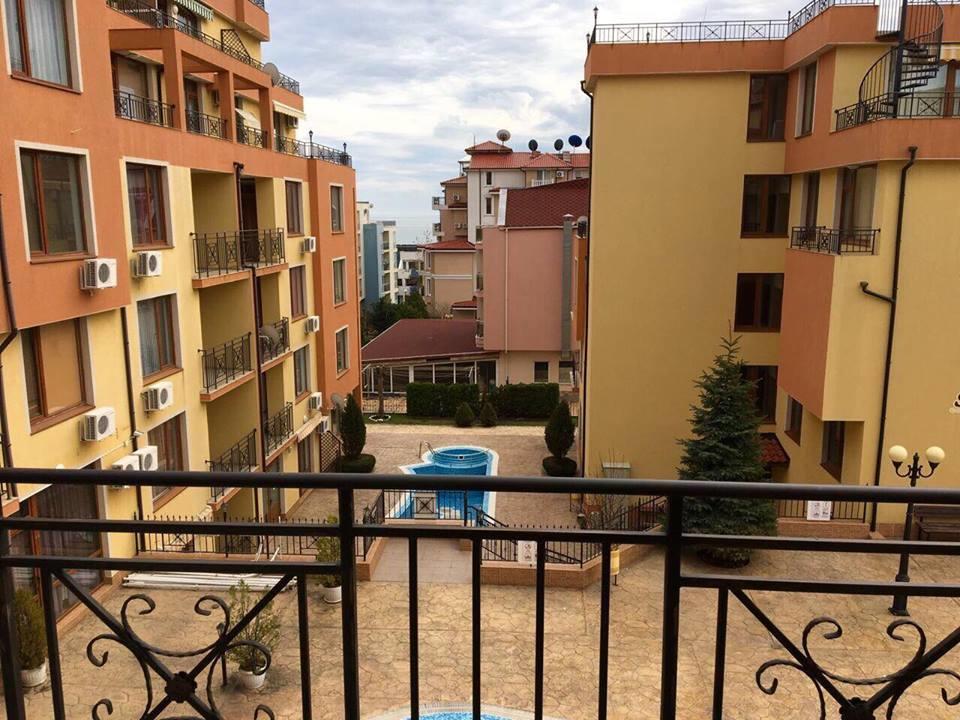 Siana 3 Suits Apartment Поморие Екстериор снимка