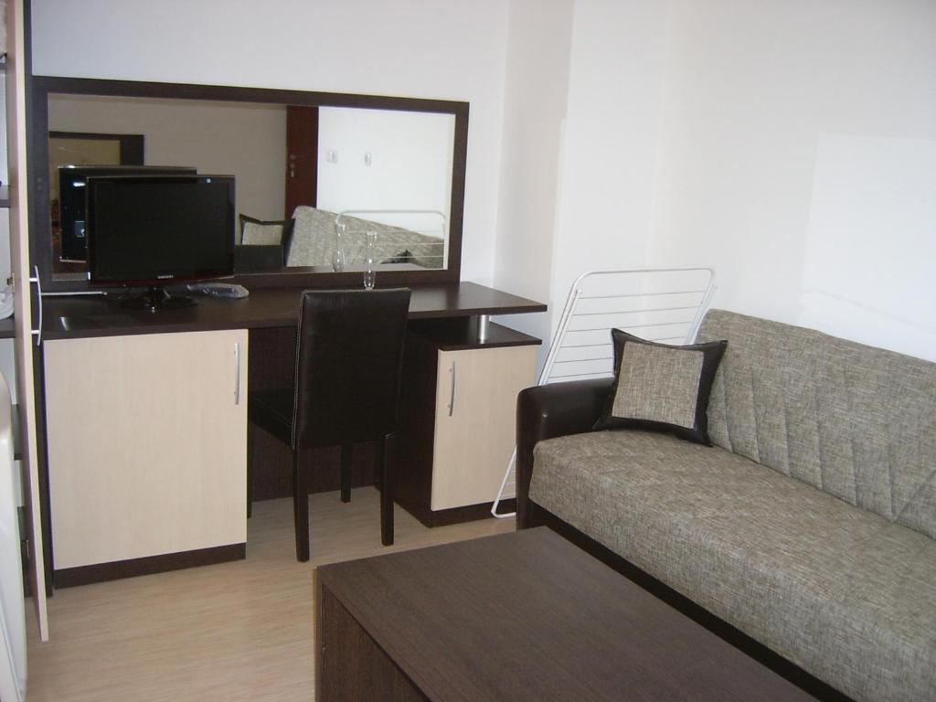 Siana 3 Suits Apartment Поморие Стая снимка